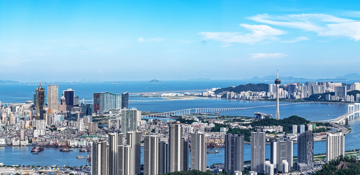 Essential Guide to Macau Essential Guide to Macau