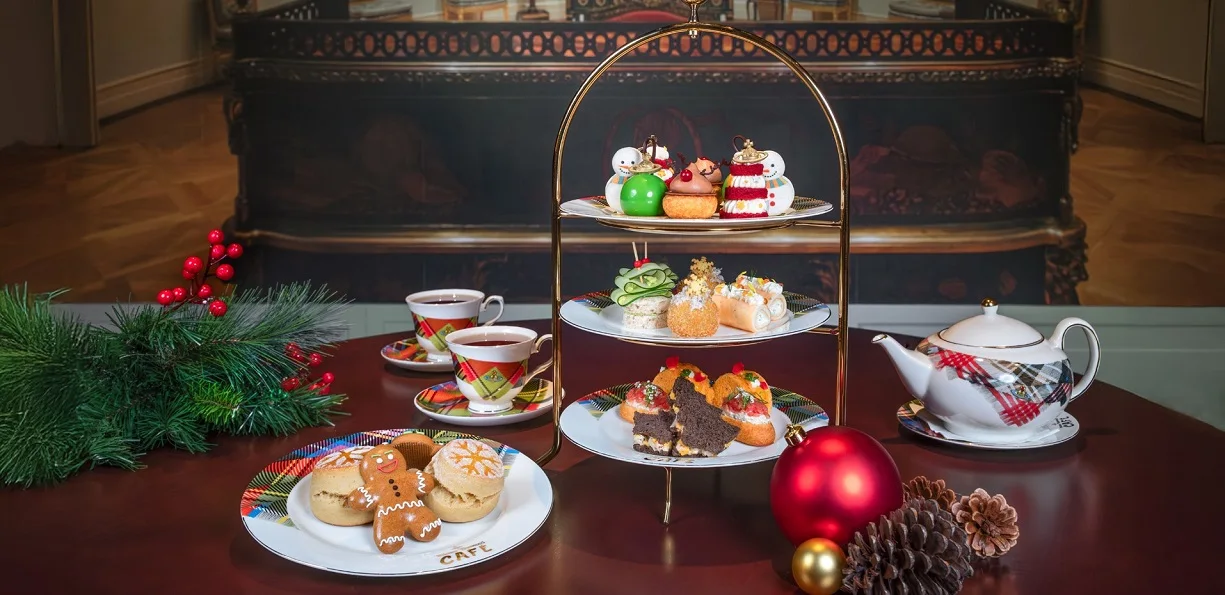 A British Holiday Sparkle