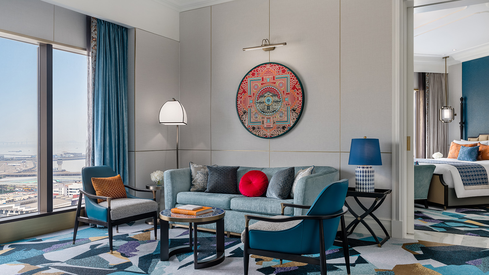 glp-corner-suite-living