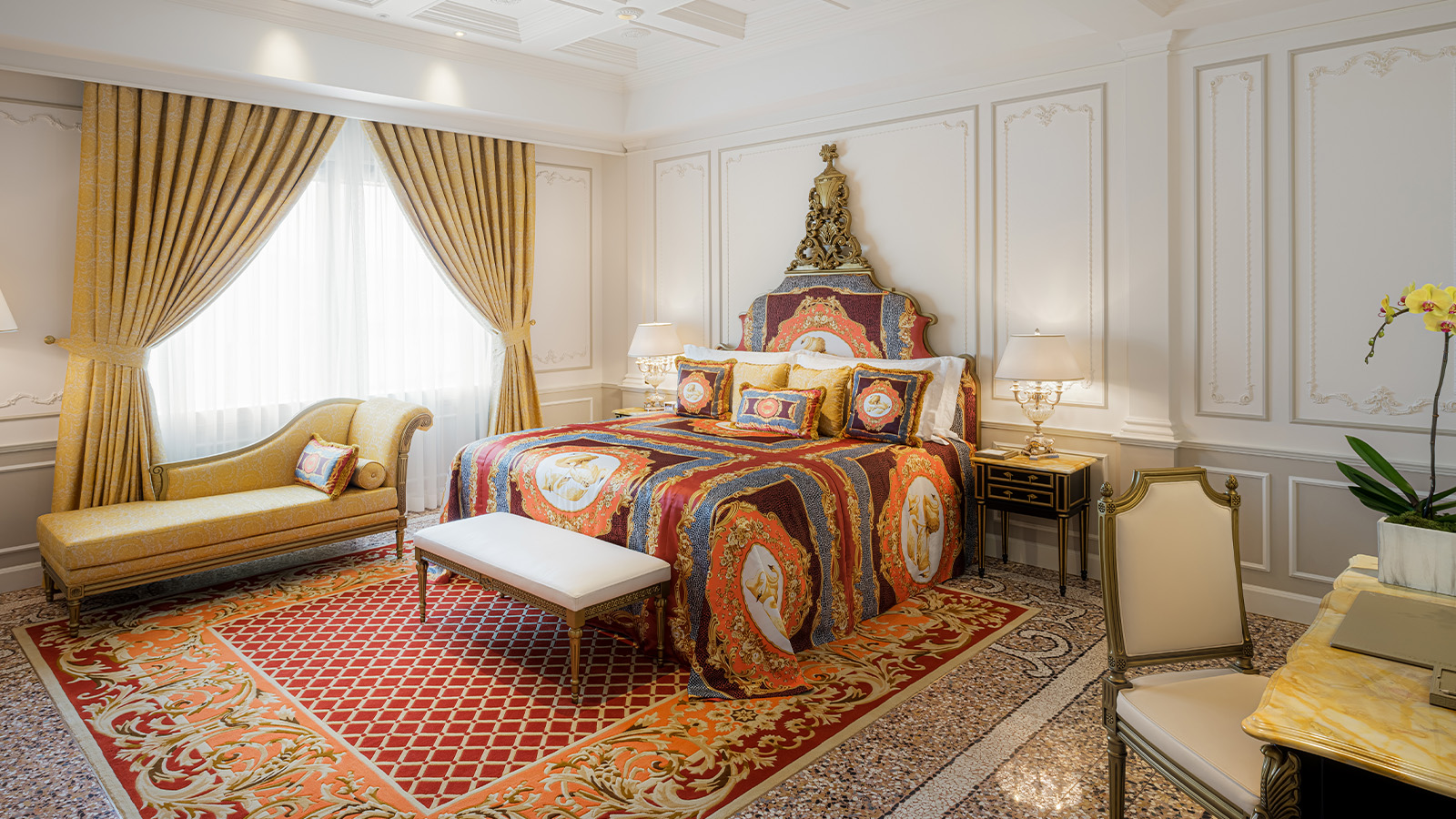 signature suite