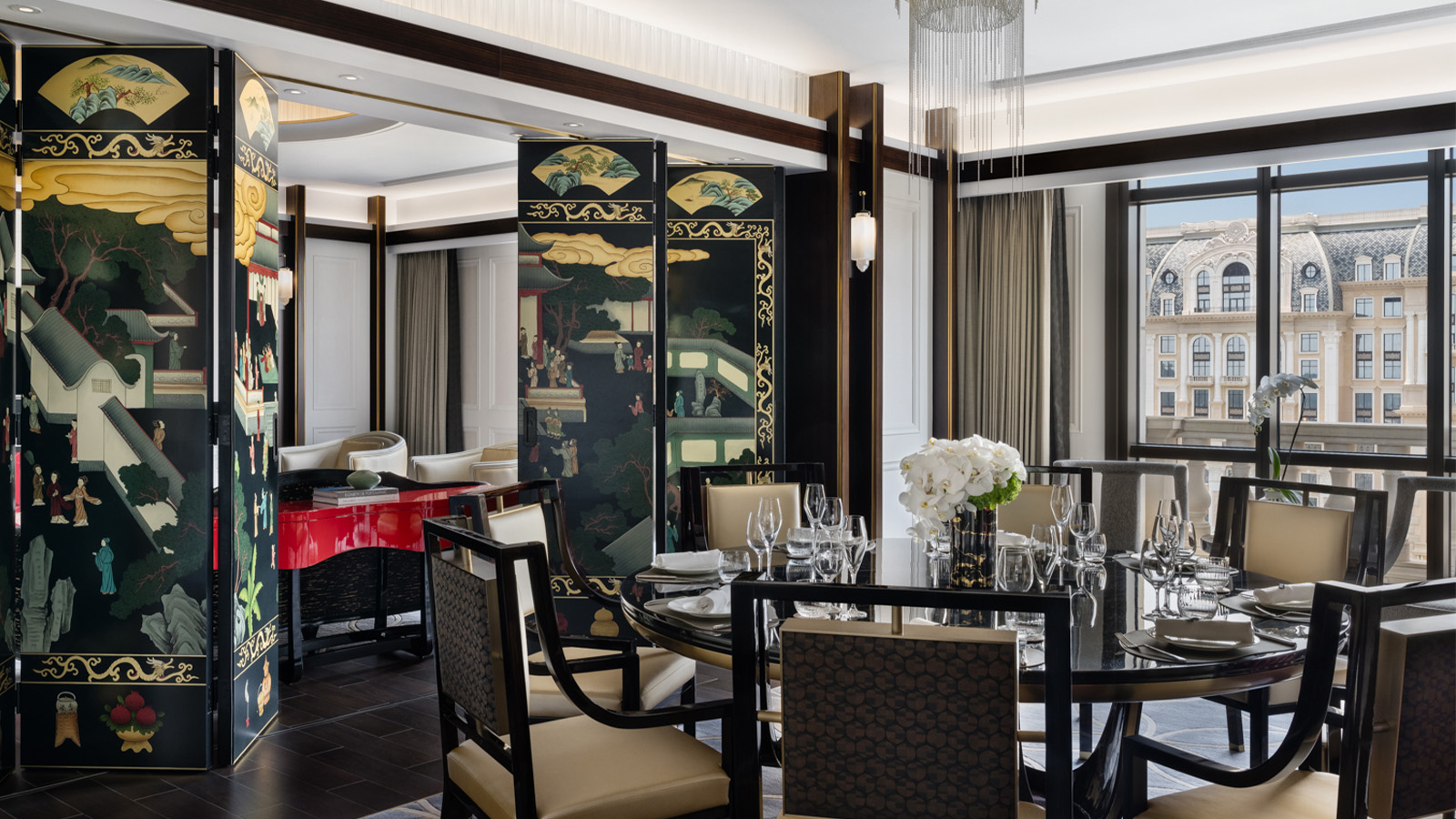 autograph suite living room 