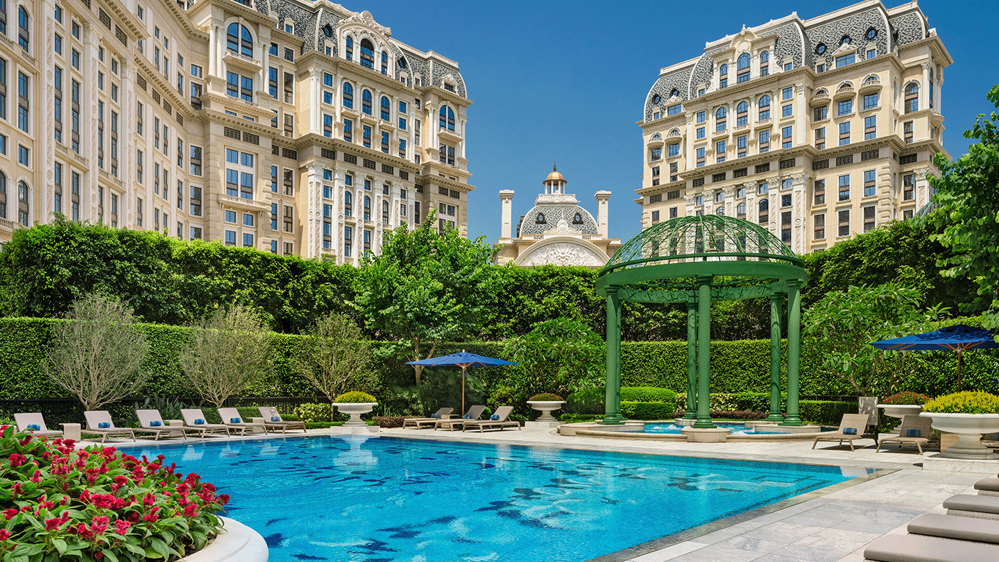 glp-weddings-poolside-party