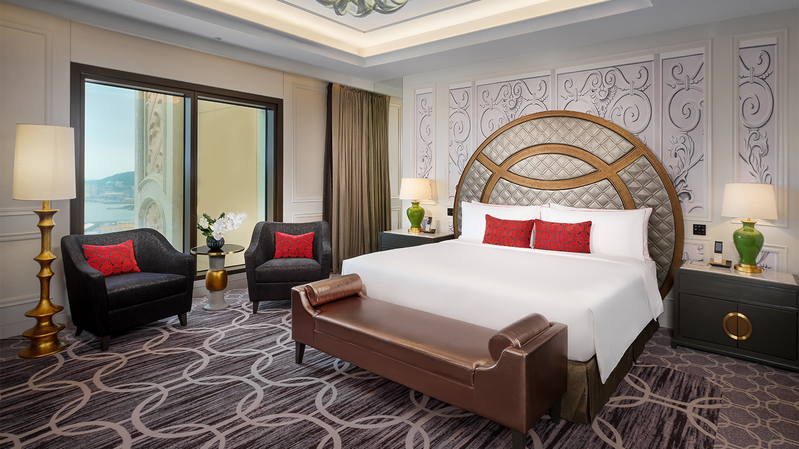 ikonik suite bedroom